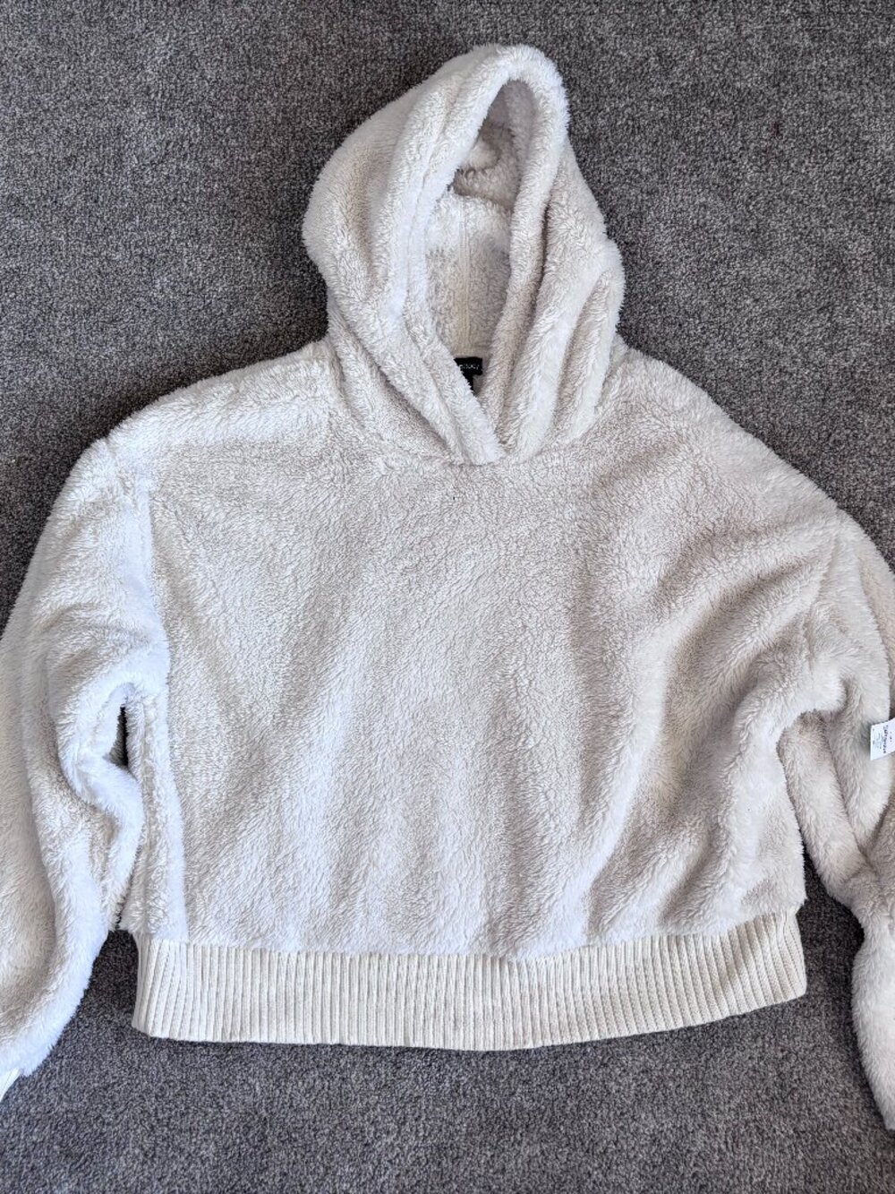 Gap Body Fluffy Sweat Suit - Top and Pants - New w/ Tags - Large Tall